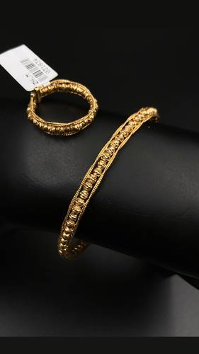 GOLD BRACELET WITH RING K21