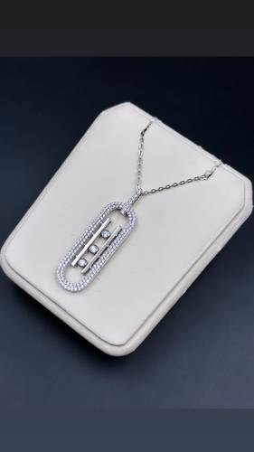 عقد ذهب ابيض طويل عيار 18