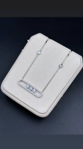 عقد ذهب ابيض عيار 18