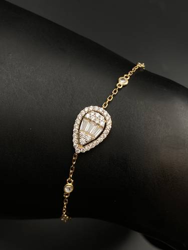 GOLD BRACELET K18