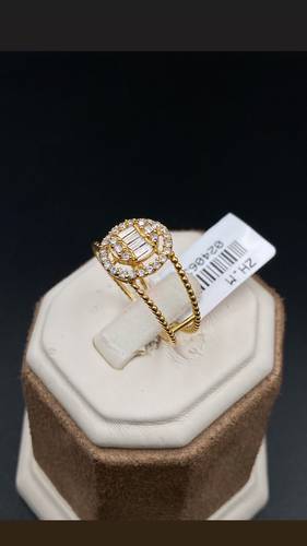 YELLOW GOLD RING 18K