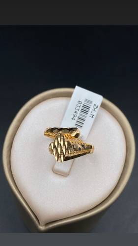 YELLOW GOLD RING K21