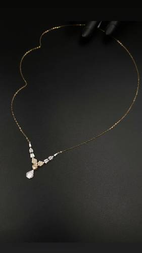YELLOW GOLD NECKLACE K18