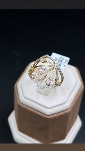 YELLOW GOLD RING 18K