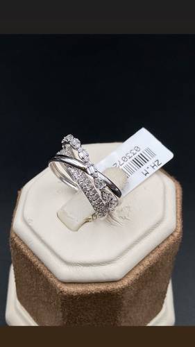 WHITE GOLD RING K18