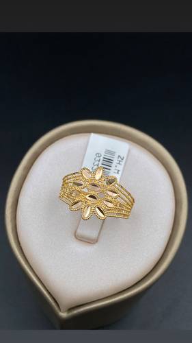 YELLOW GOLD RING K21