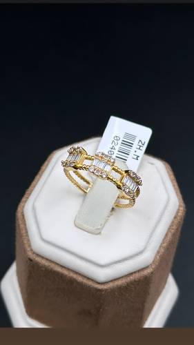 YELLOW GOLD RING 18K