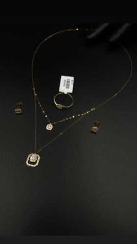 YELLOW GOLD HALF SET K18