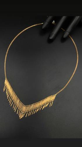 YELLOW GOLD NECKLACE K18