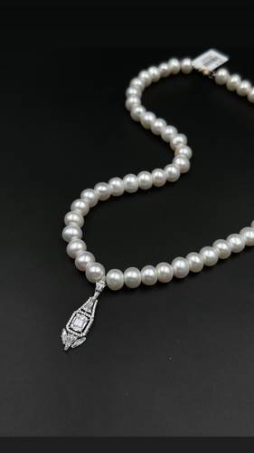 عقد ذهب عيار 18 مع لولو زراعي