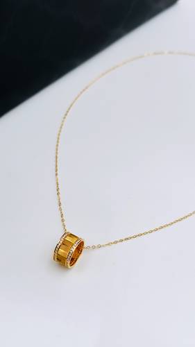 YELLOW GOLD NECKLACE K21