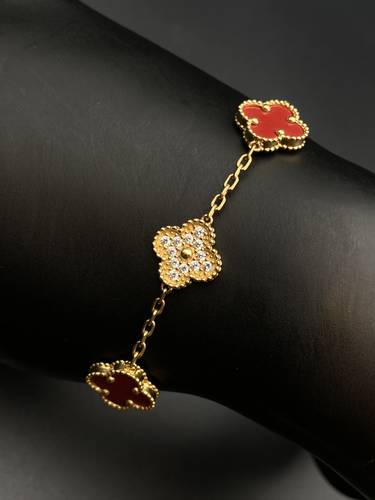 GOLD BRACELET K18