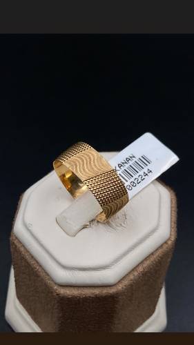 YELLOW GOLD RING K18