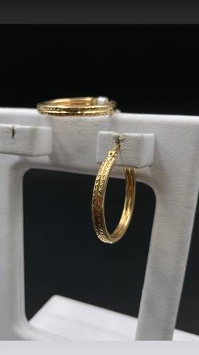 GOLD EARINGS K18