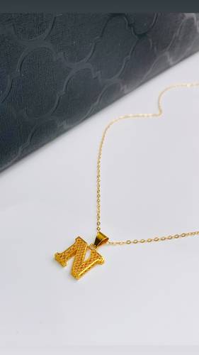 عقد ذهب عيار 21