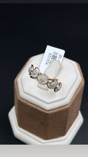 YELLOW GOLD RING 18K