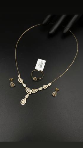 YELLOW GOLD HALF SET K18