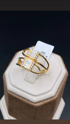 YELLOW GOLD RING K18