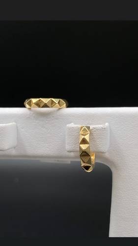 GOLD EARINGS K18