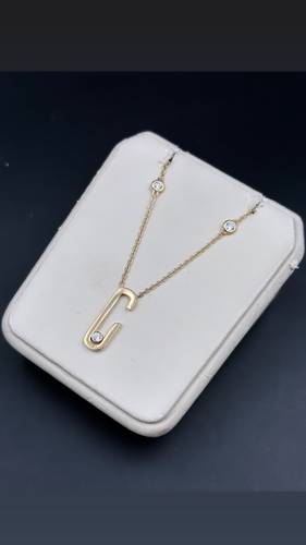 عقد ذهب عيار 18