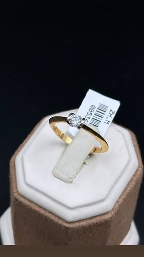 YELLOW GOLD RING 18K