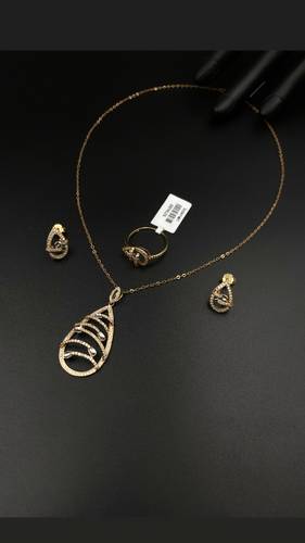 YELLOW GOLD HALF SET K18
