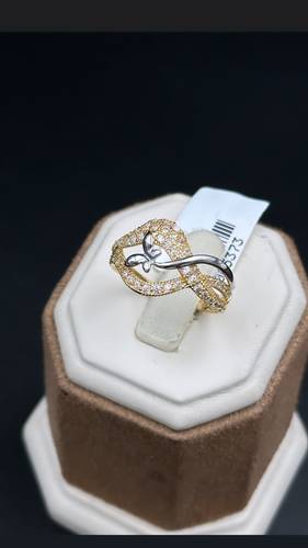 YELLOW GOLD RING 18K