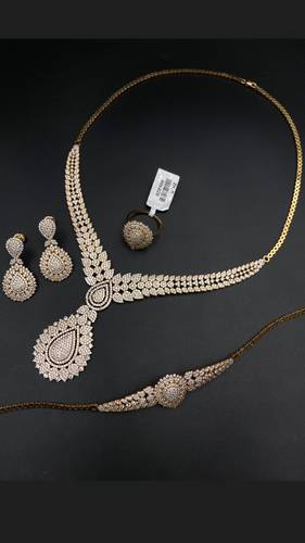 YELLOW GOLD SET K18