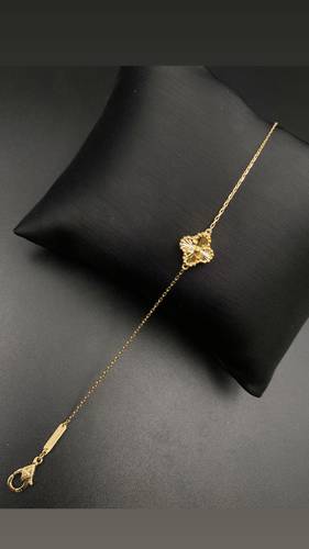 GOLD BRACELET K18