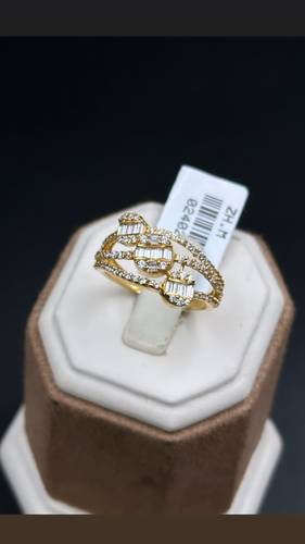 YELLOW GOLD RING 18K