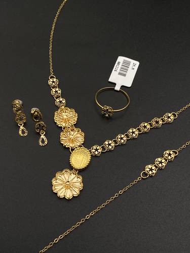 طقم ذهب أصفر عيار 21 