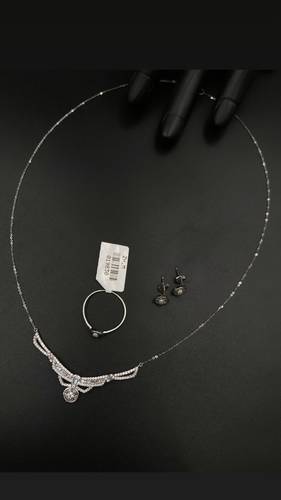 نصف طقم ذهب ابيض عيار 18