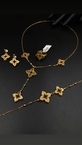 YELLOW GOLD SET K18