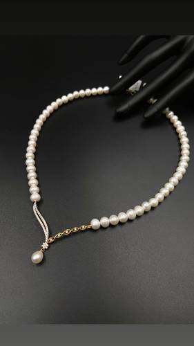 GOLD NECKLACE K18 WITH CULTURED PEARL