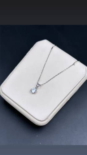WHITE GOLD NECKLACE K18
