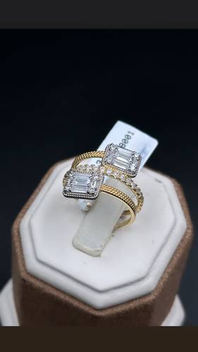 YELLOW GOLD RING 18K