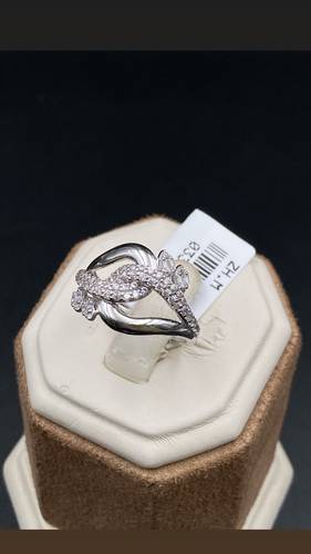 WHITE GOLD RING K18