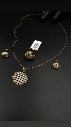 YELLOW GOLD HALF SET K18