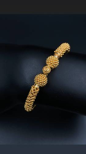 GOLD BRACELET K21