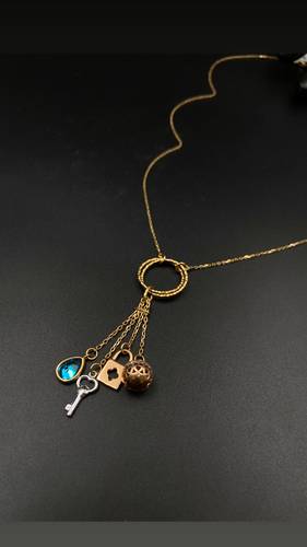 عقد ذهب أصفر عيار 18