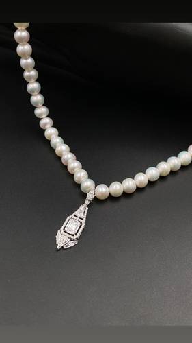 GOLD NECKLACE K18 WITH CULTURED PEARL