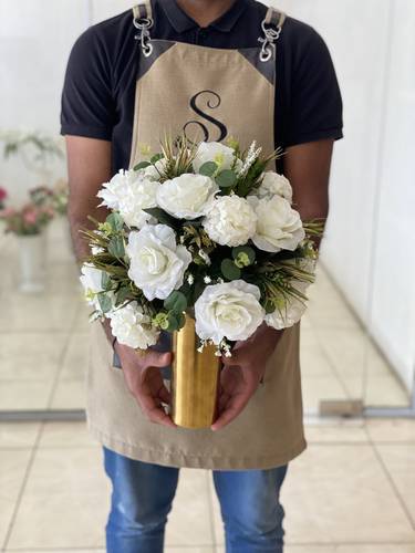 فازة ورد صناعي 4