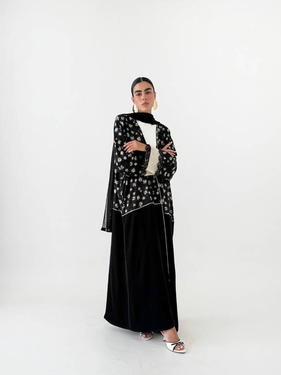 ذا هاف كب، اسود 