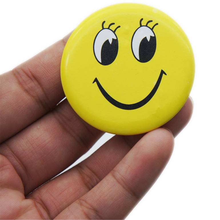 دبوس الوجه المبتسم  (١٠حبات)