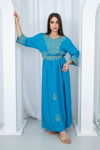 جلابيه نسائية ميدي ربع كم قصيرة رقبة v