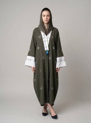 عباية باللون الزيتي - K621