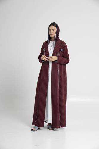 عباية باللون العنابي - K335