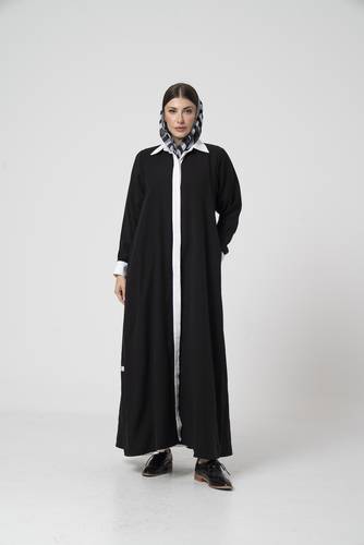 عباية باللون الأسود - K481