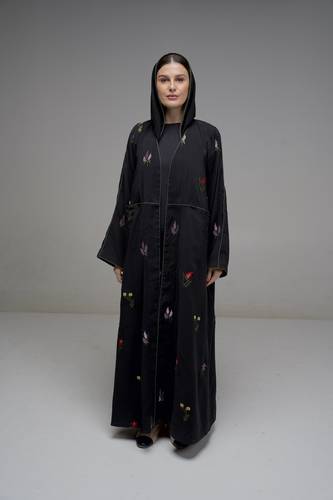 عباية باللون الأسود- K369