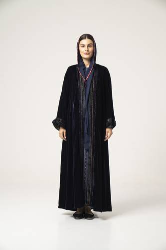 عباية مخمل باللون الكحلي - K528